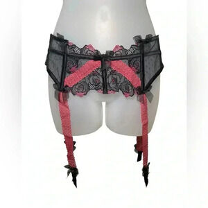 For Love And Lemons New NWT Black Red Ivy Garter Belt Size Small
